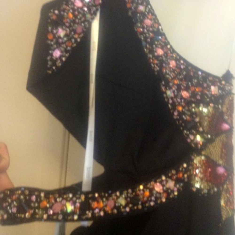 Tony Bowls One Shoulder Formal Gown Prom Dress - Picture 4 of 6